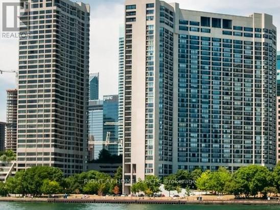 Apartment at 2803 - 33 HARBOUR SQUARE, Toronto (Waterfront Communities)