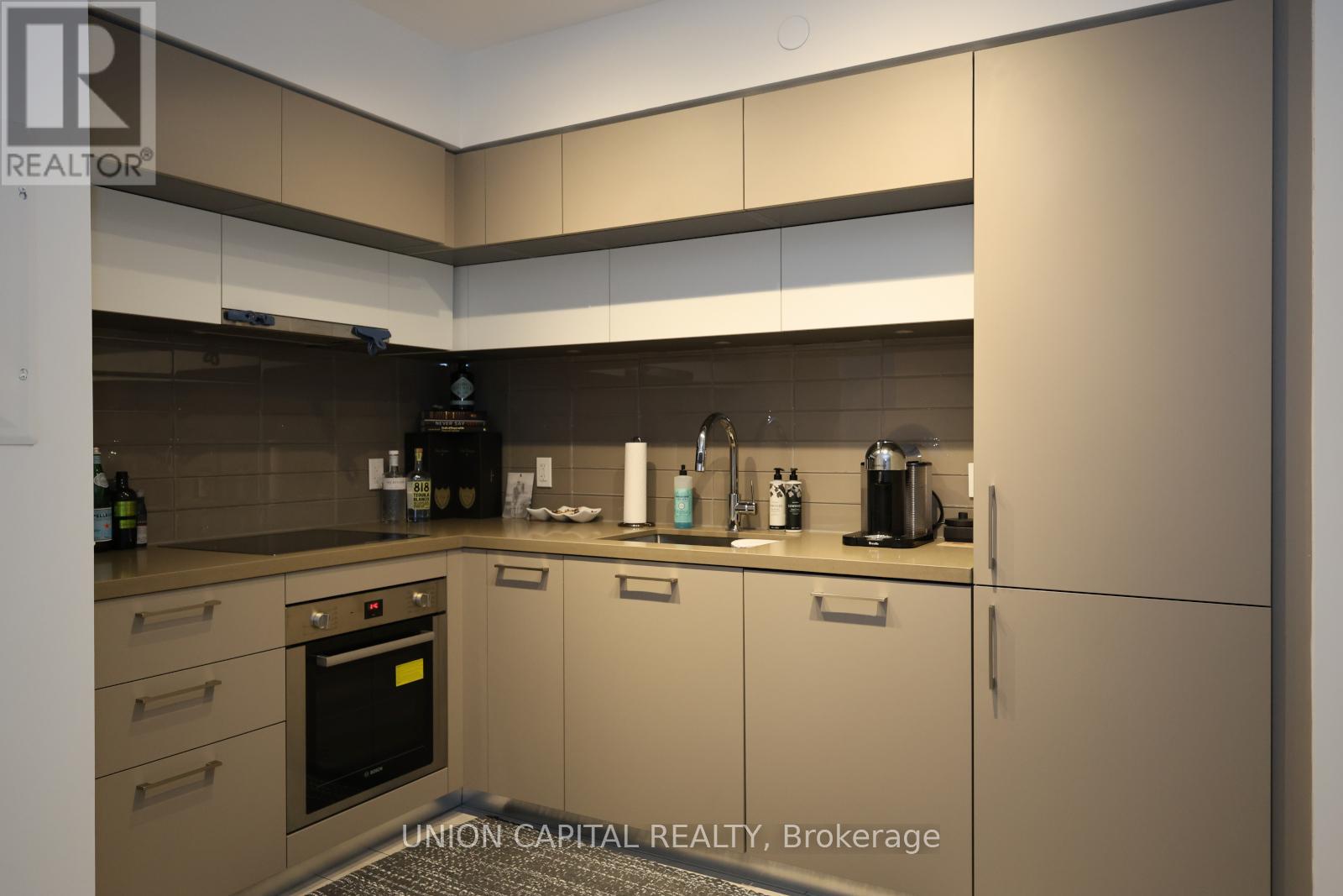 Apartment at 309 - 99 FOXBAR ROAD, Toronto (Yonge-St. Clair)