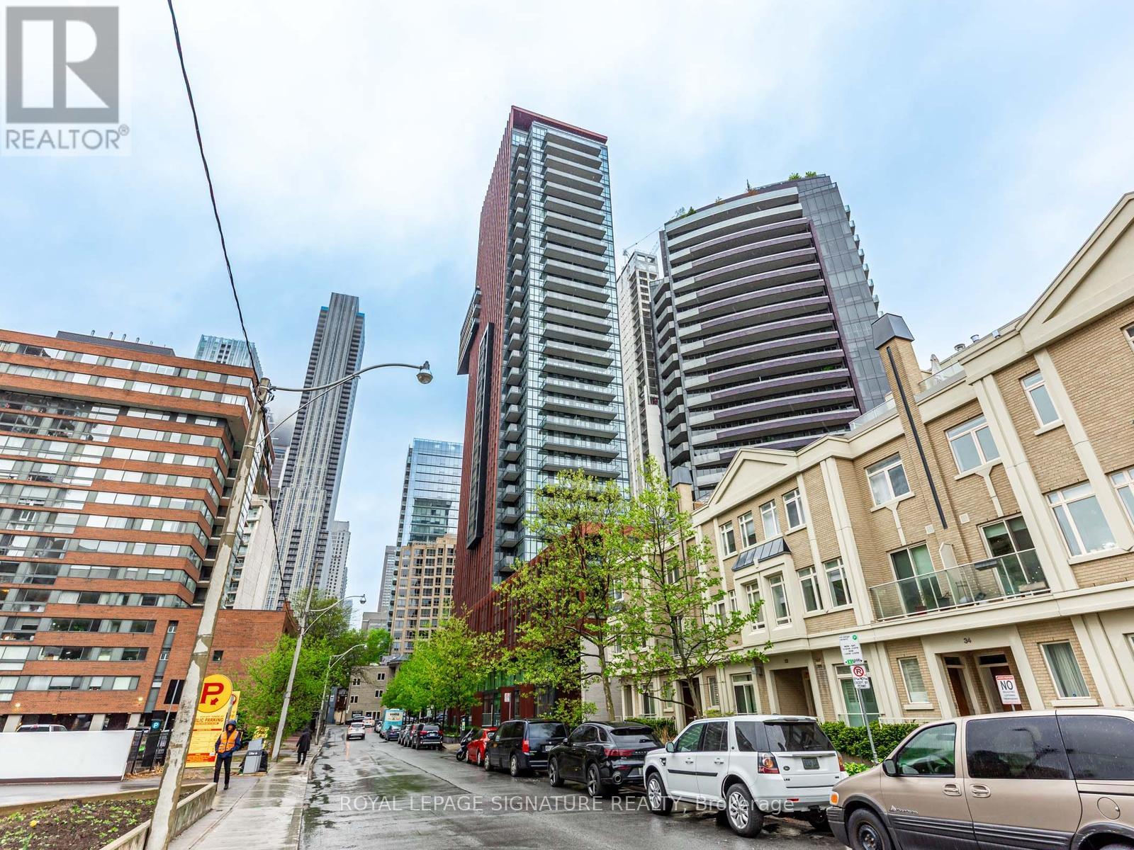 Apartment at 1303 - 32 DAVENPORT ROAD, Toronto (Annex)