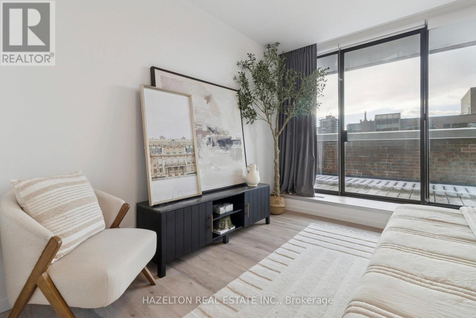 Apartment at 405 - 55A AVENUE ROAD, Toronto