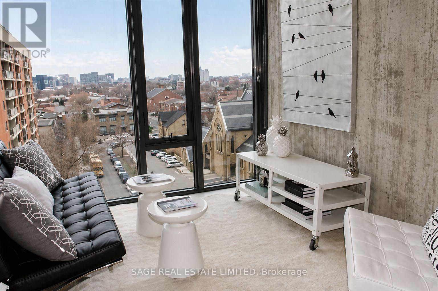 Apartment at 706 - 111 BATHURST STREET, Toronto (Waterfront Communities)