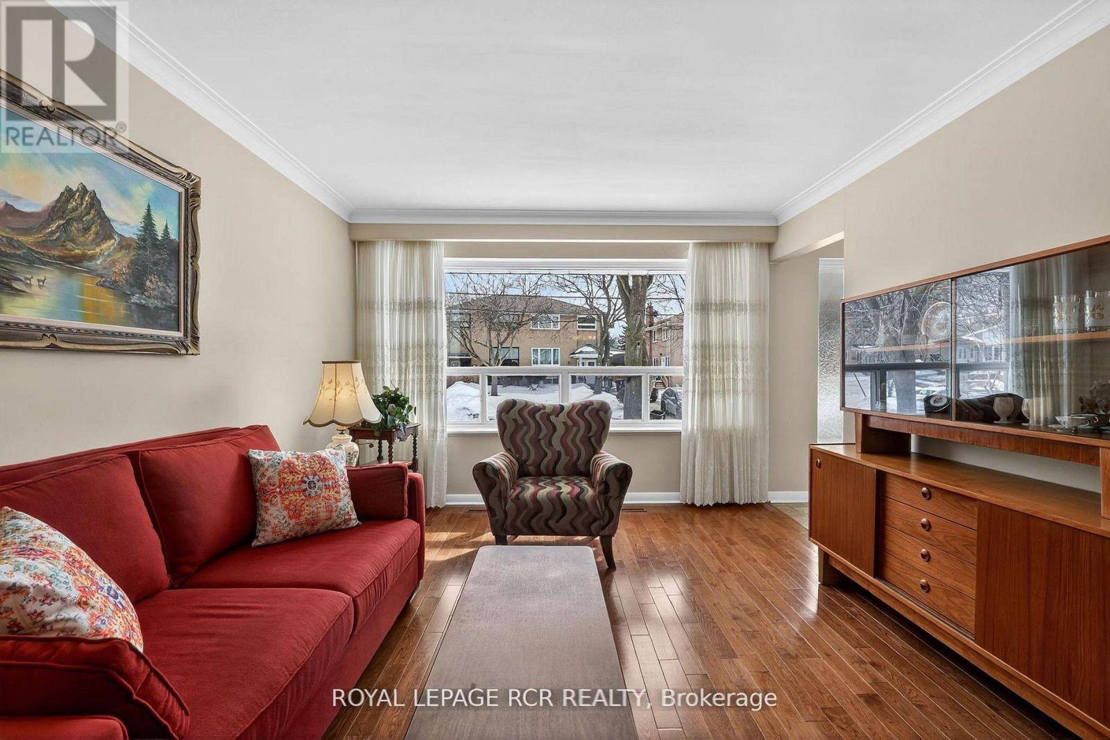 Semi-Detached/Link at 6 AILSA CRAIG COURT, Toronto