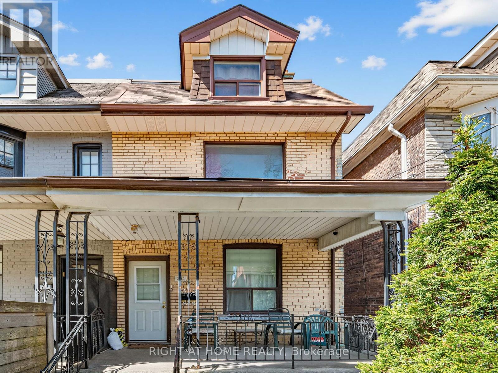 Semi-Detached/Link at 284 GRACE STREET, Toronto (Palmerston-Little Italy)