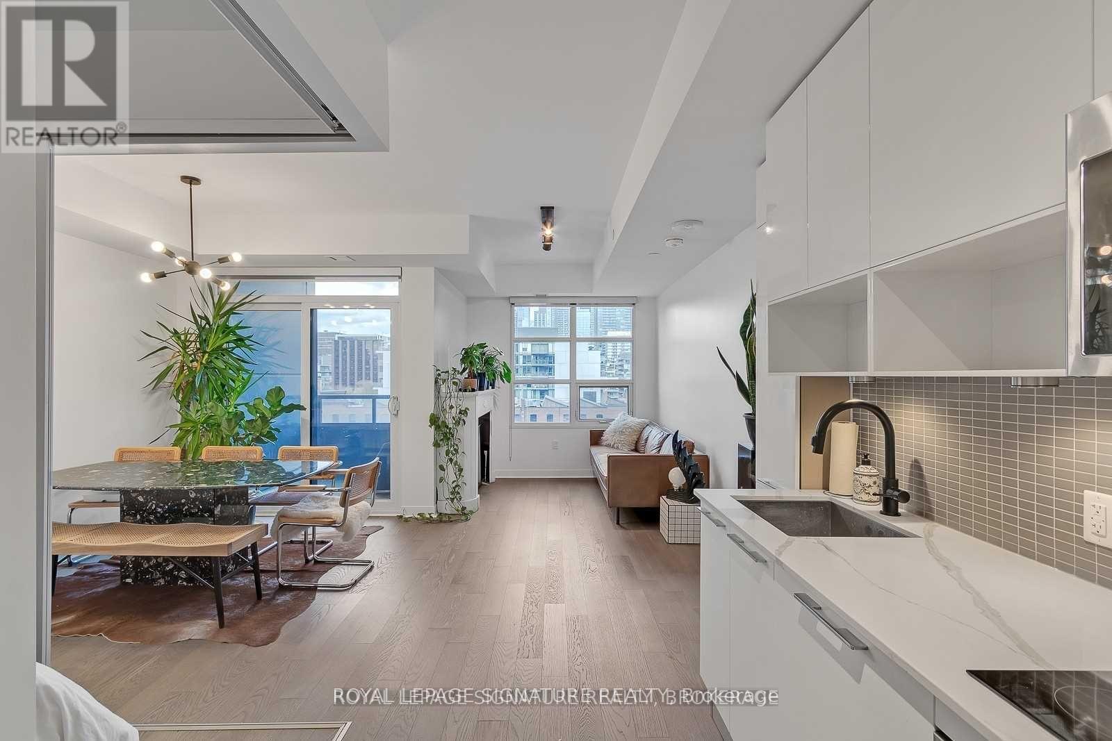 Apartment at 804 - 501 ADELAIDE STREET W, Toronto (Waterfront Communities)