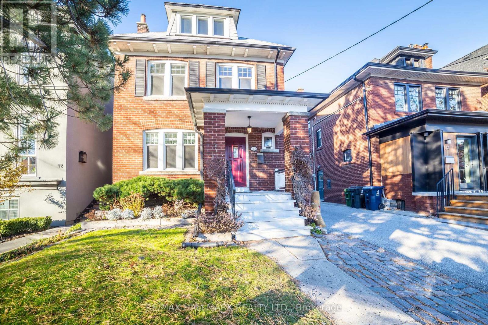 Detached at 40 SNOWDON AVENUE, Toronto (Lawrence Park North)