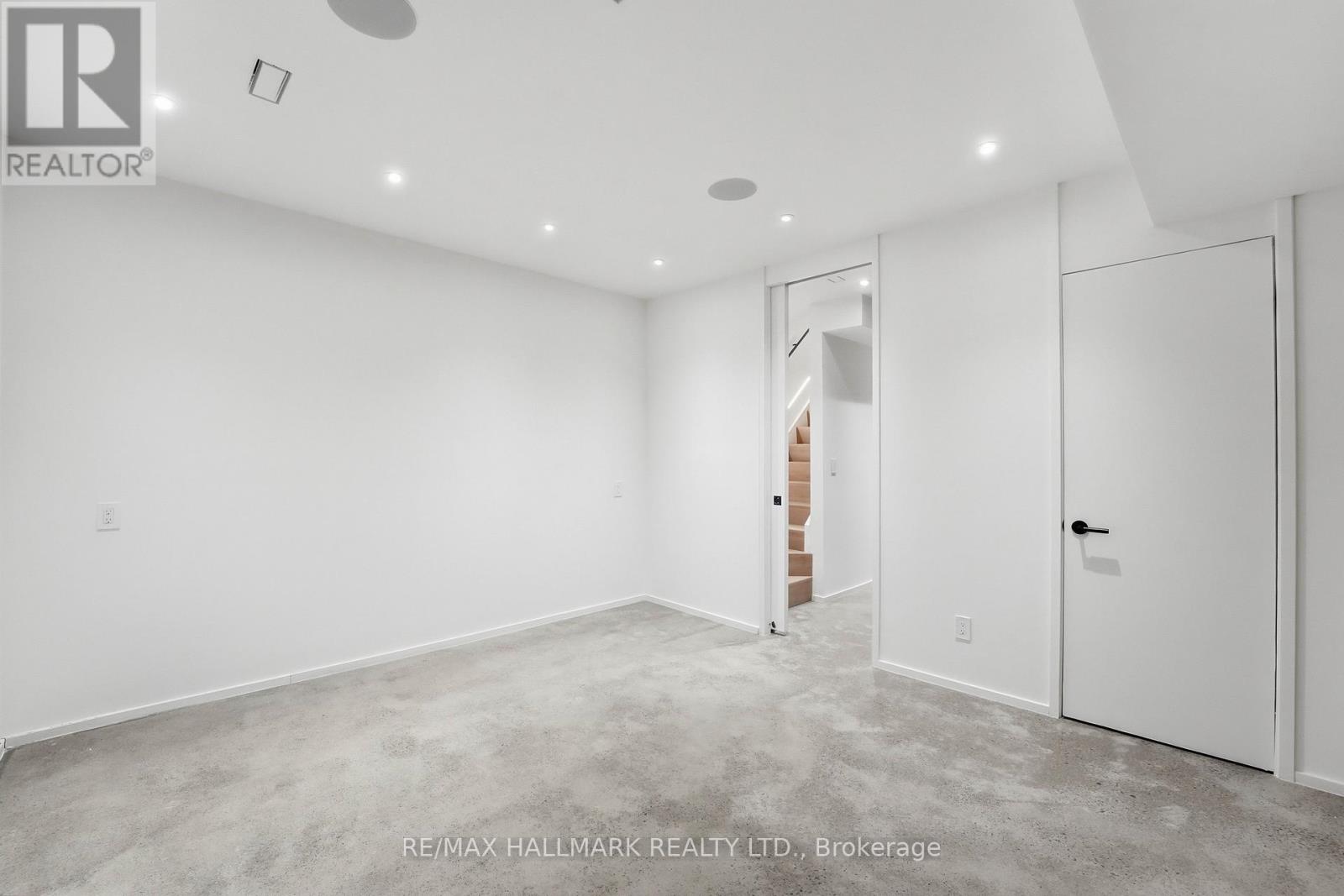 Semi-Detached/Link at 48 SHAFTESBURY AVENUE, Toronto