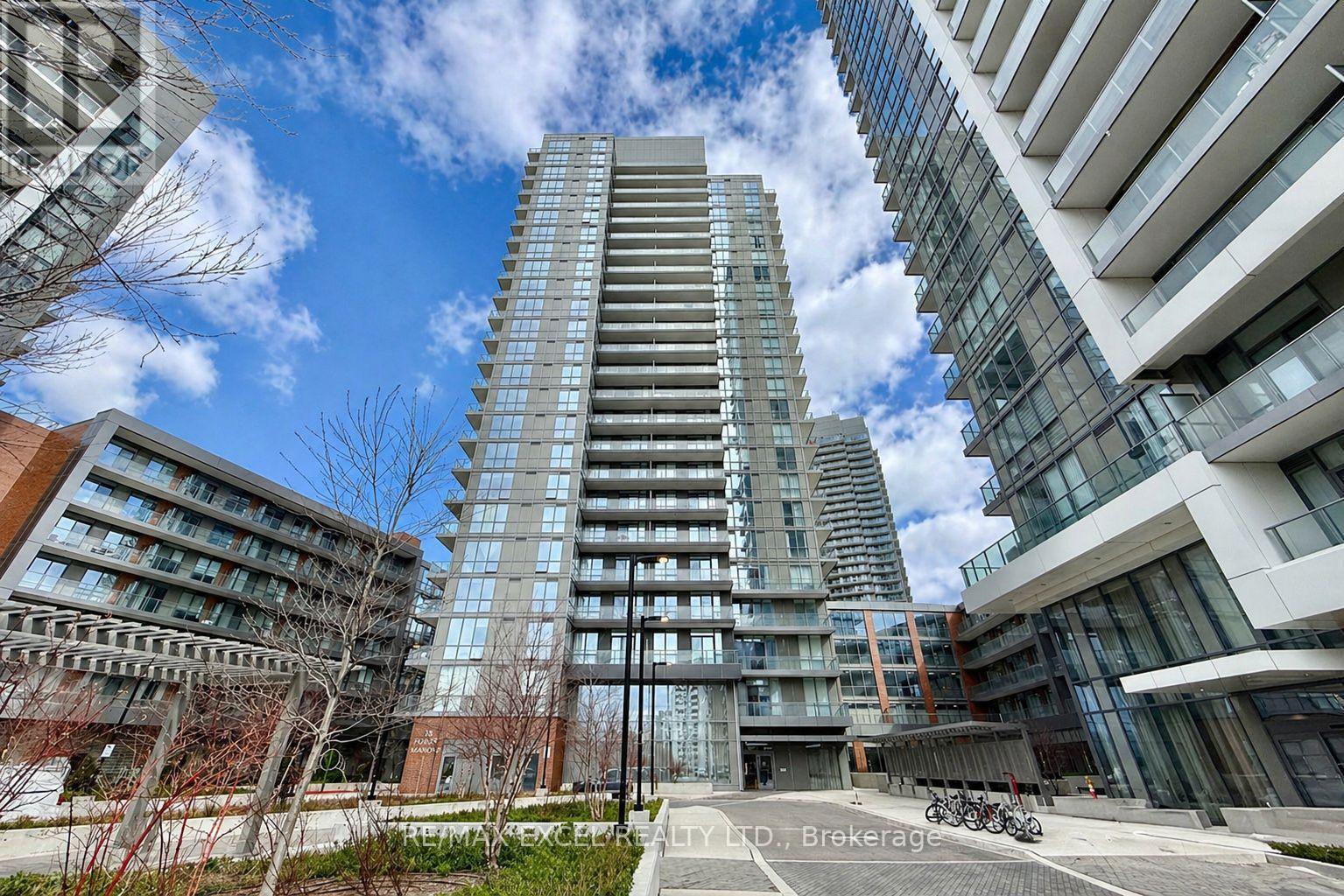 Apartment at 305 - 38 FOREST MANOR ROAD, Toronto (Henry Farm)