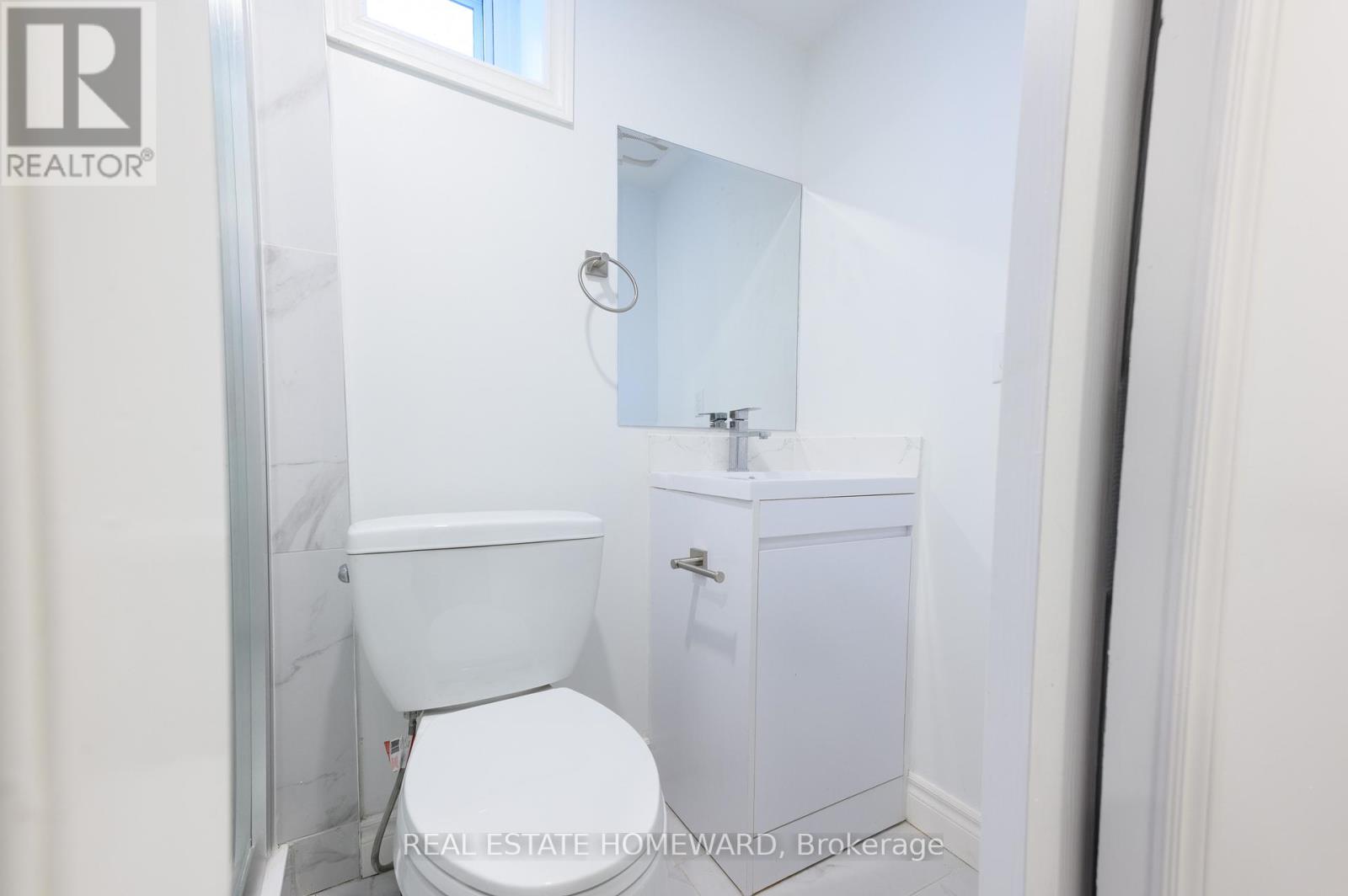 Detached at LOWER UNIT - 114 OLD SHEPPARD AVENUE, Toronto