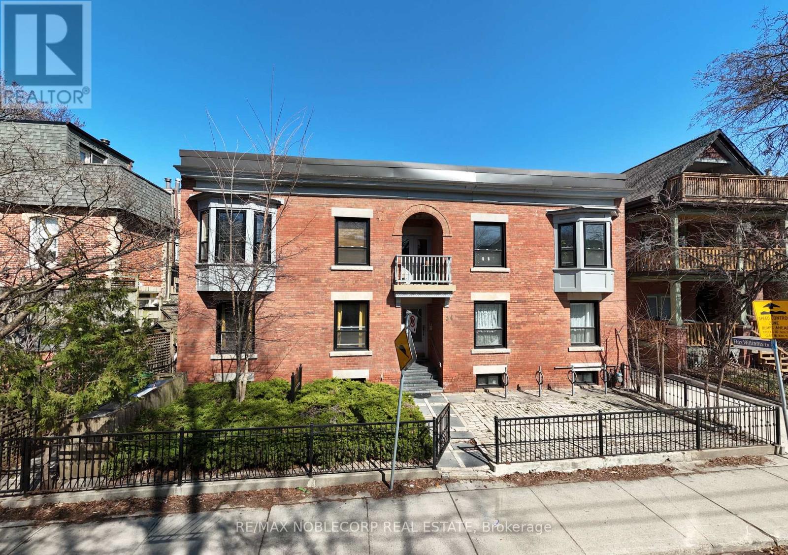 Multiplex at 34 WINCHESTER STREET, Toronto (Cabbagetown-South St. James Town)