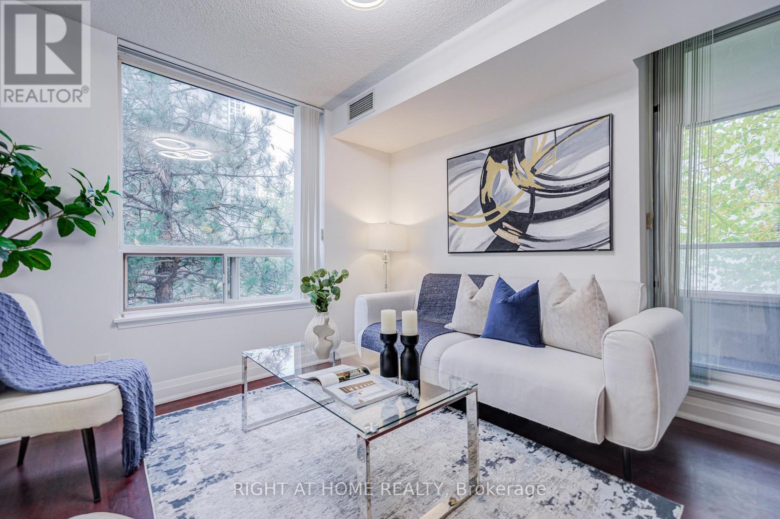 Apartment at 207 - 35 EMPRESS AVENUE, Toronto