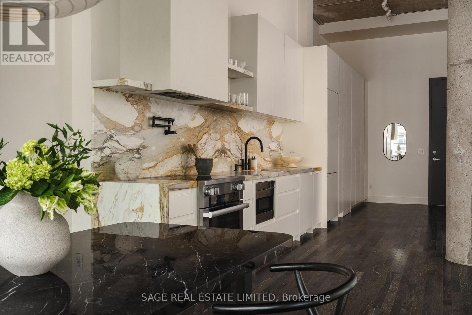 Apartment at 318 - 637 LAKE SHORE BOULEVARD W, Toronto (Waterfront Communities)