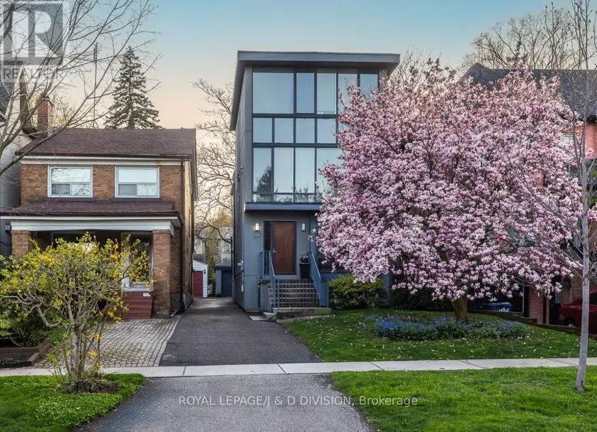 Detached at 44 STANDISH AVENUE, Toronto