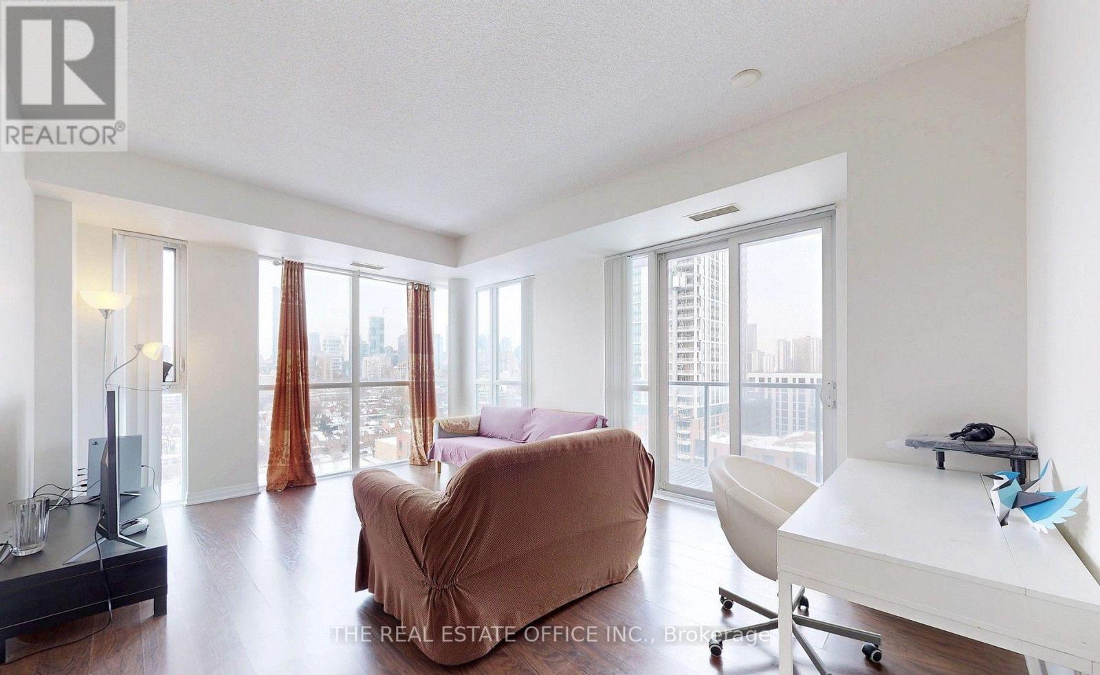 Apartment at 1501 - 25 COLE STREET, Toronto (Regent Park)