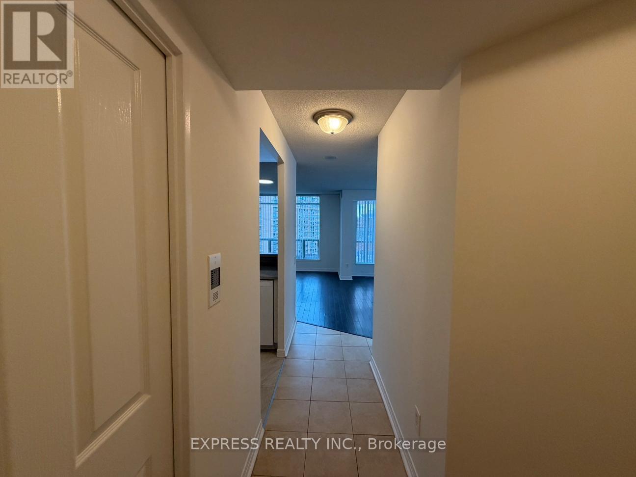 Apartment at 711 - 942 YONGE STREET, Toronto (Annex)