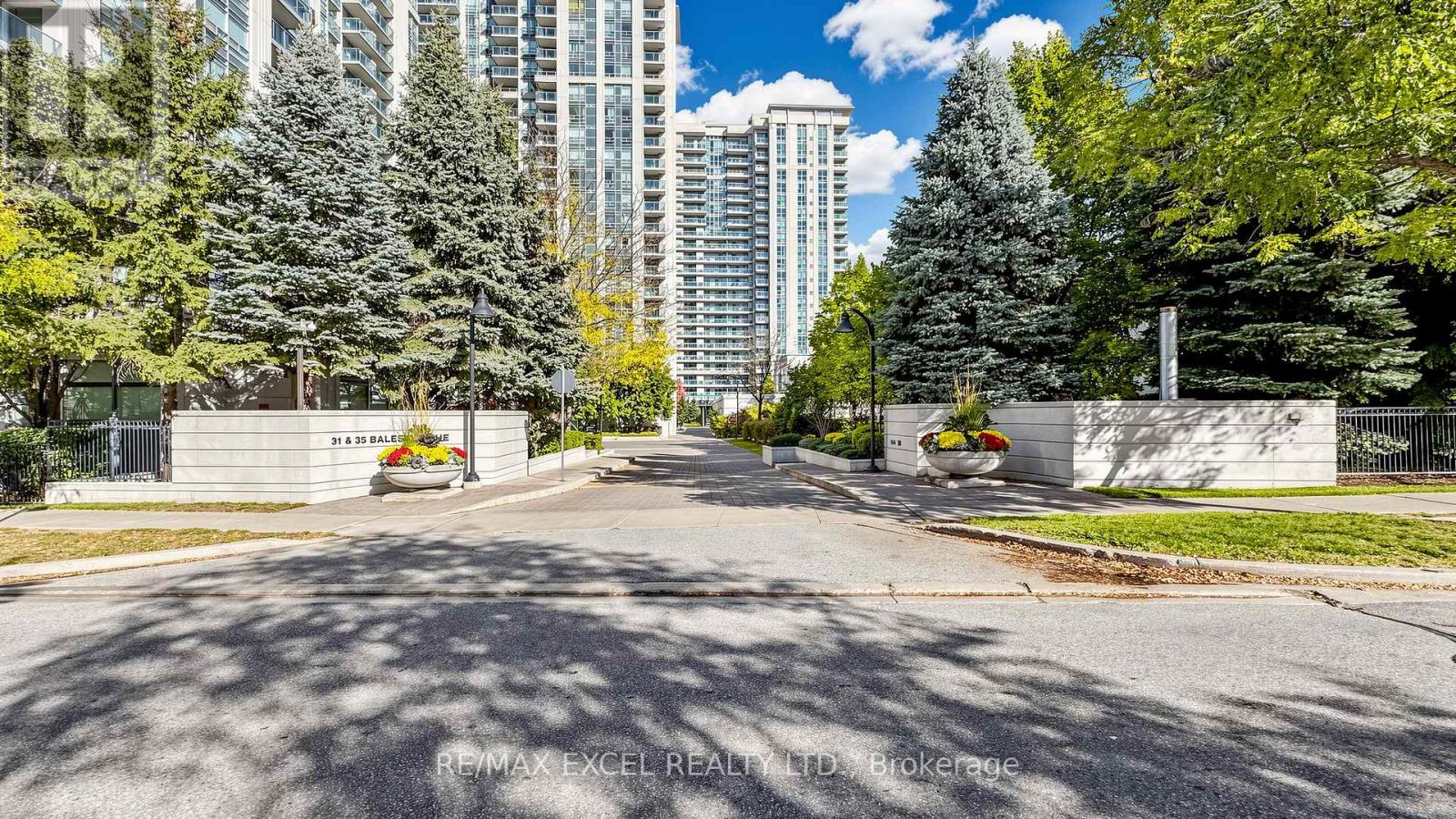 Apartment at 916 - 35 BALES AVENUE, Toronto (Willowdale East)