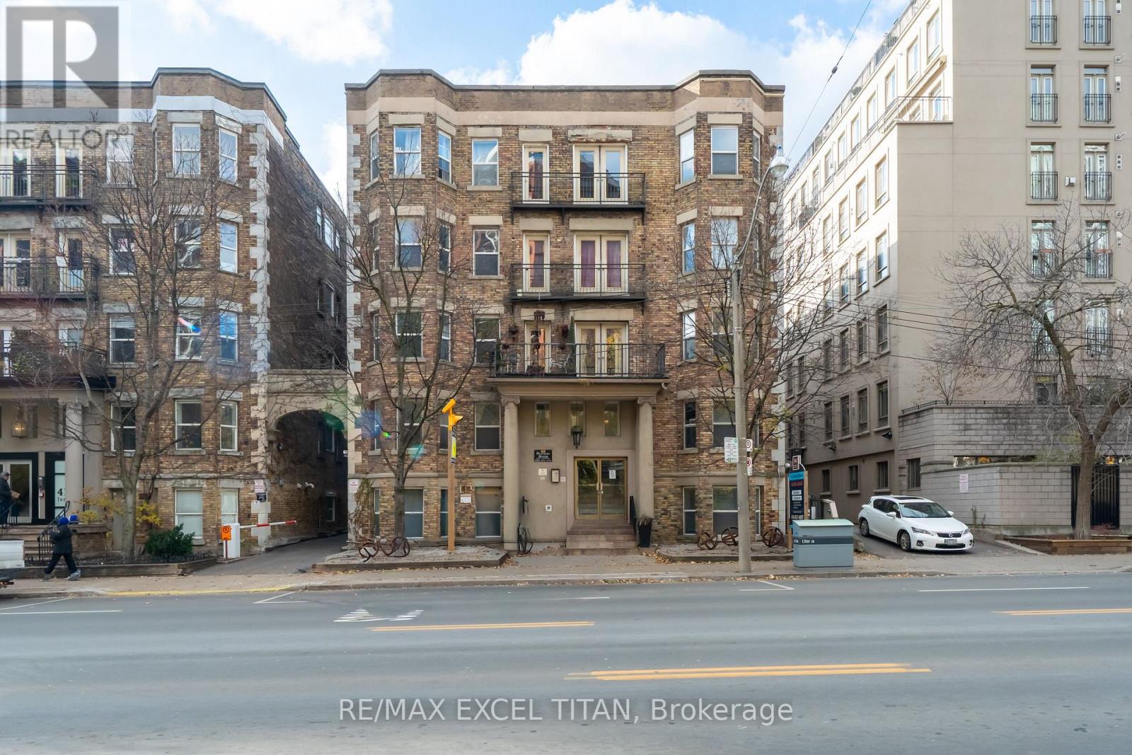Apartment at G4 - 414 JARVIS STREET, Toronto (Church-Yonge Corridor)