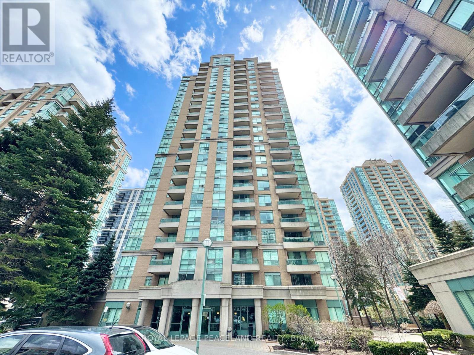 Apartment at 703 - 3 PEMBERTON AVENUE, Toronto (Newtonbrook East)