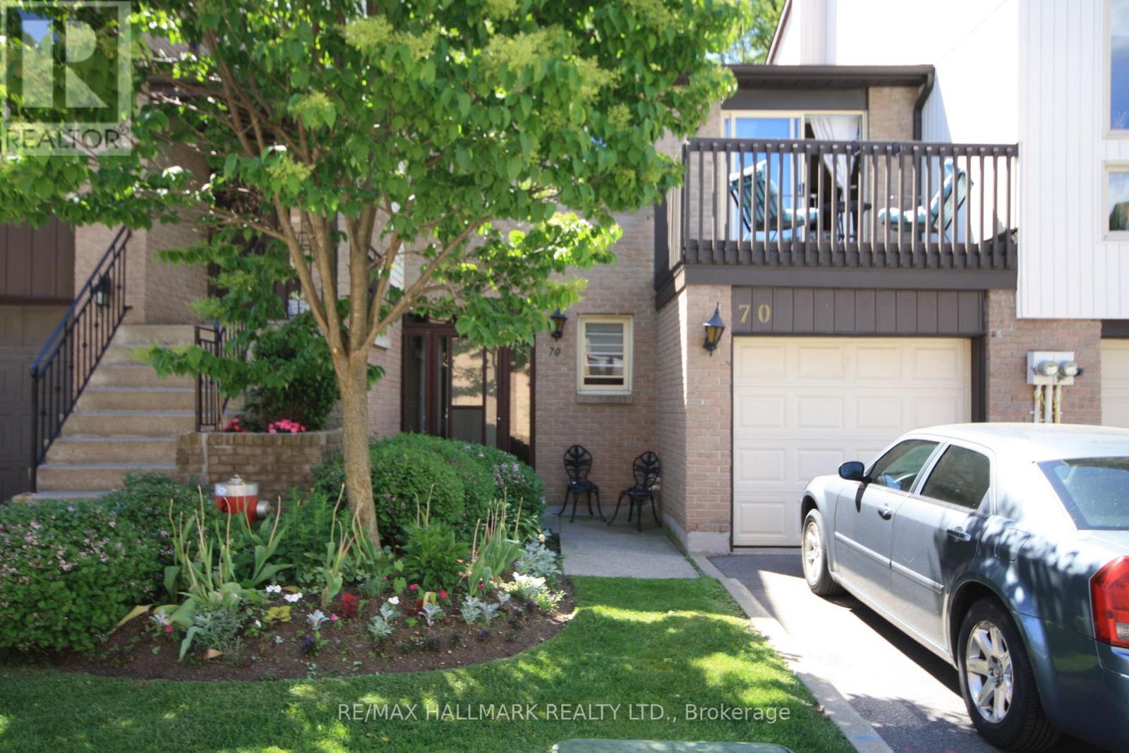 Townhouse at 70 ENGLISH IVYWAY WAY, Toronto (Bayview Woods-Steeles)