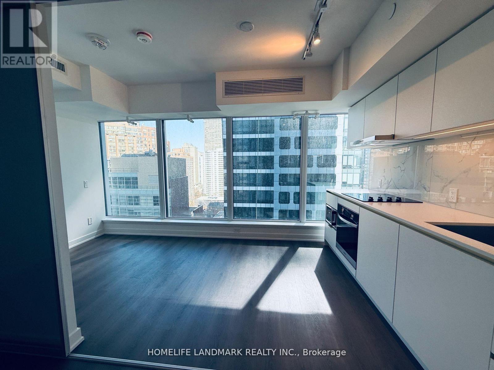Apartment at 2005 - 8 WELLESLEY STREET W, Toronto (Bay Street Corridor)