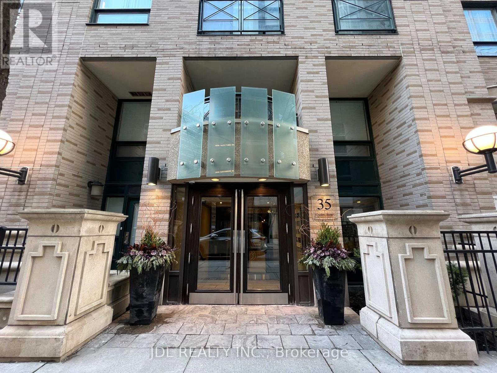 Apartment at 915 - 35 HAYDEN STREET, Toronto