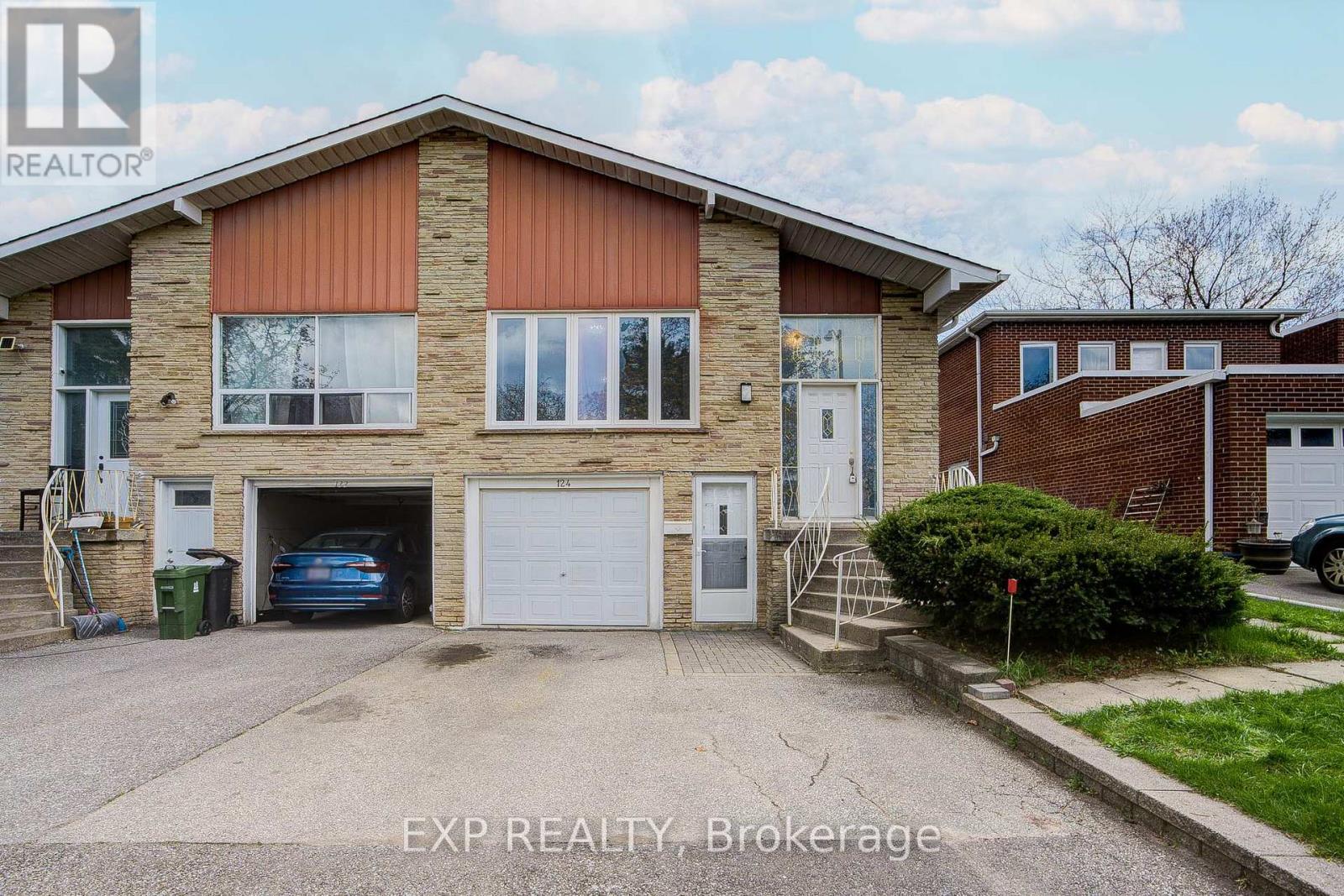 Semi-Detached/Link at 124 CHIPWOOD CRESCENT, Toronto (Pleasant View)