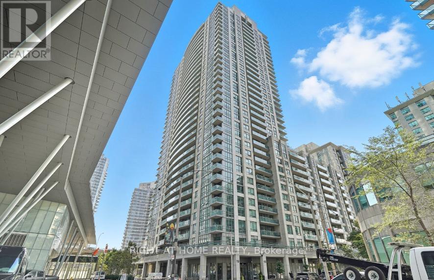 Apartment at 1807 - 19 GRAND TRUNK CRESCENT, Toronto (Waterfront Communities)