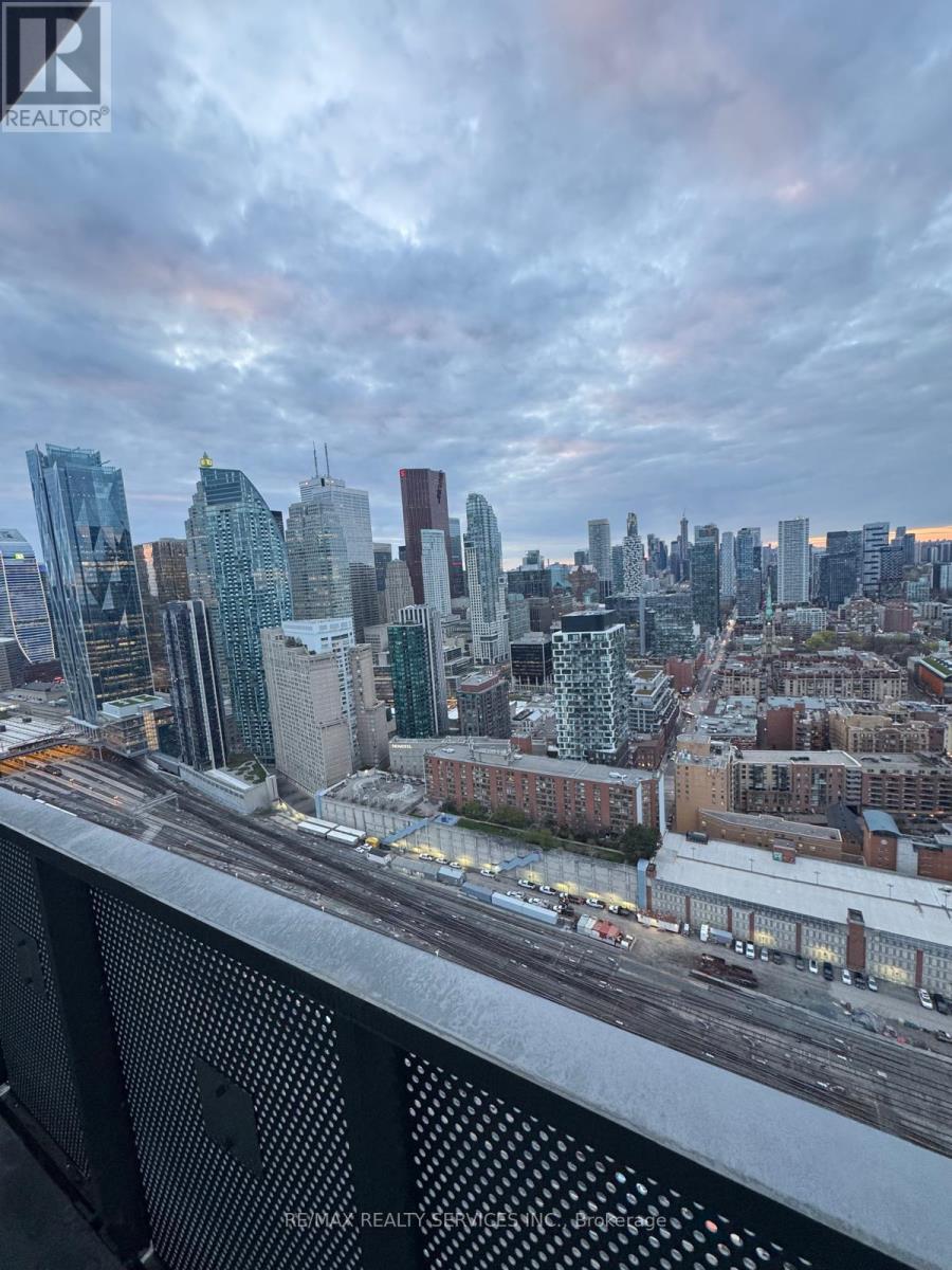 Apartment at 4503 - 55 COPPER STREET, Toronto (Waterfront Communities)