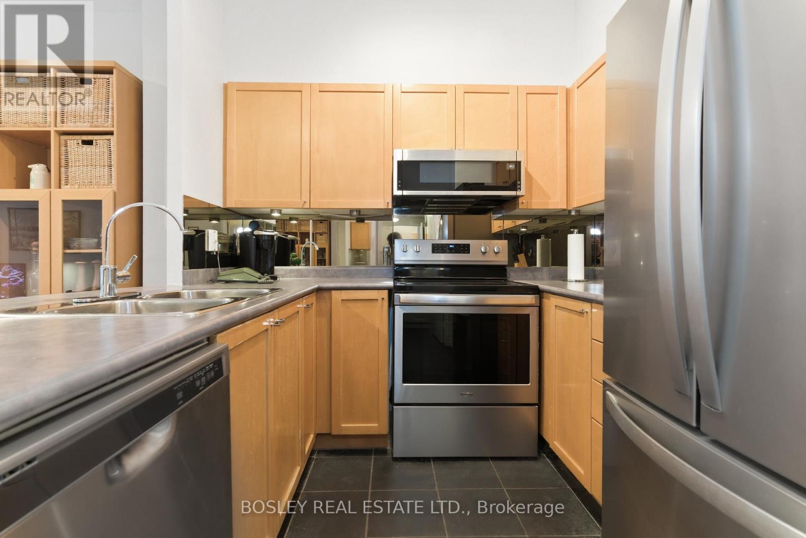 Apartment at 106 - 600 QUEENS QUAY WEST, Toronto (Waterfront Communities)