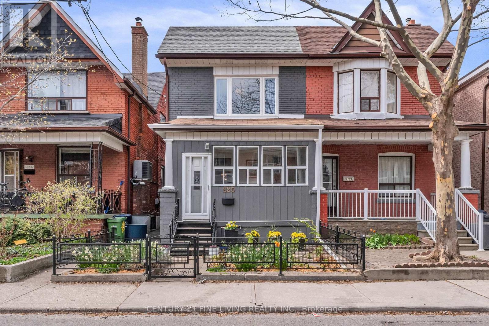 Semi-Detached/Link at 220 ST HELEN'S AVENUE, Toronto (Dufferin Grove)