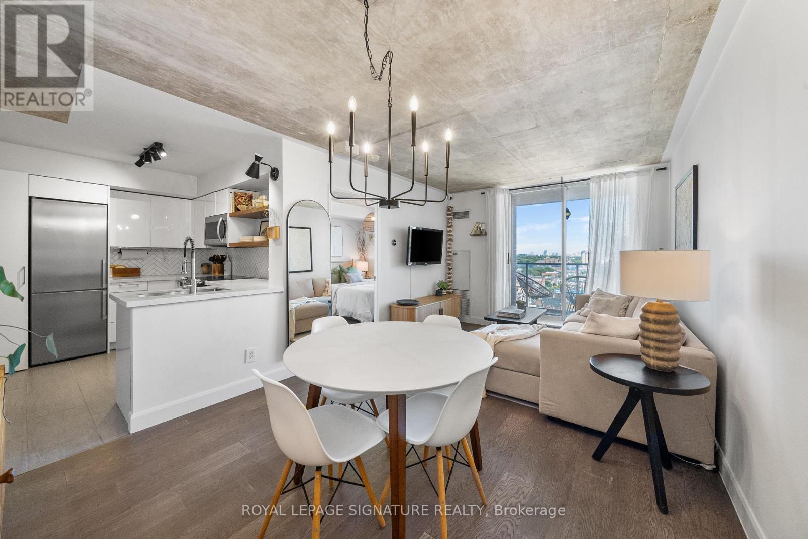 Apartment at 1402 - 1369 BLOOR STREET W, Toronto (Dufferin Grove)