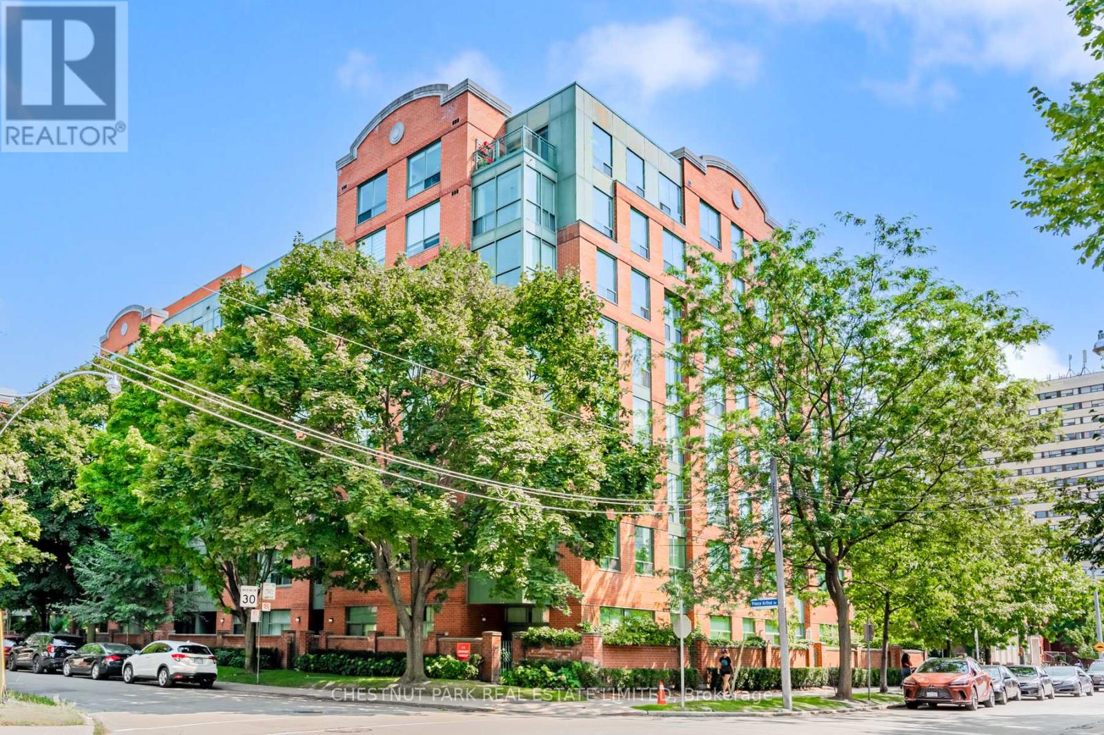 Apartment at 104 - 95 PRINCE ARTHUR AVENUE, Toronto (Annex)