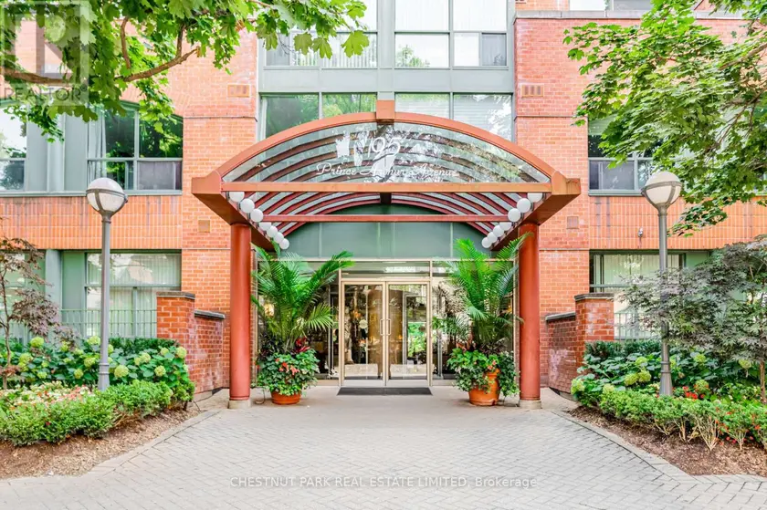 Apartment at 104 - 95 PRINCE ARTHUR AVENUE, Toronto