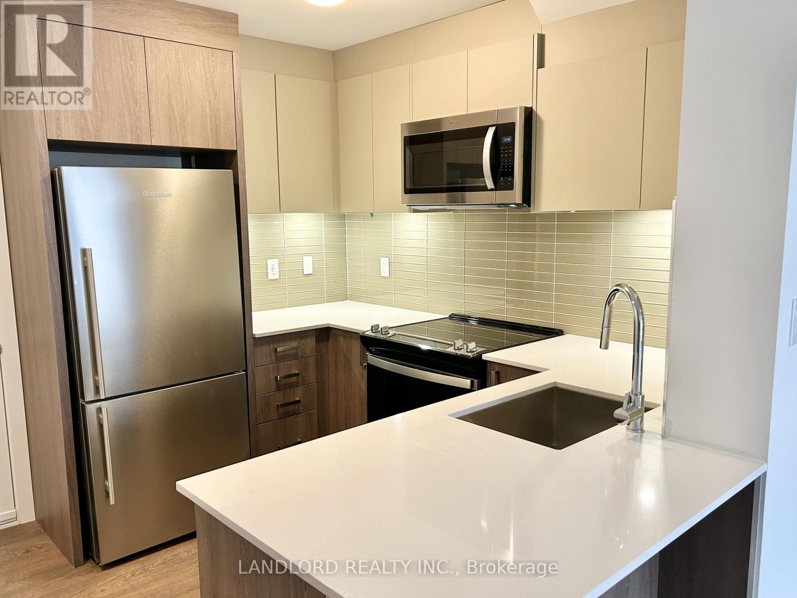 Townhouse at 4 - 88 TURTLE ISLAND ROAD, Toronto (Englemount-Lawrence)