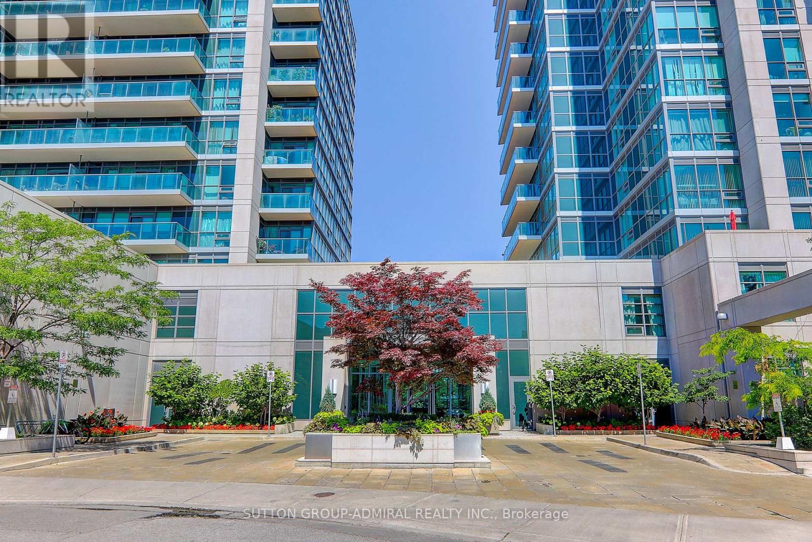 Apartment at 1413 - 35 BRIAN PECK CRESCENT, Toronto (Thorncliffe Park)