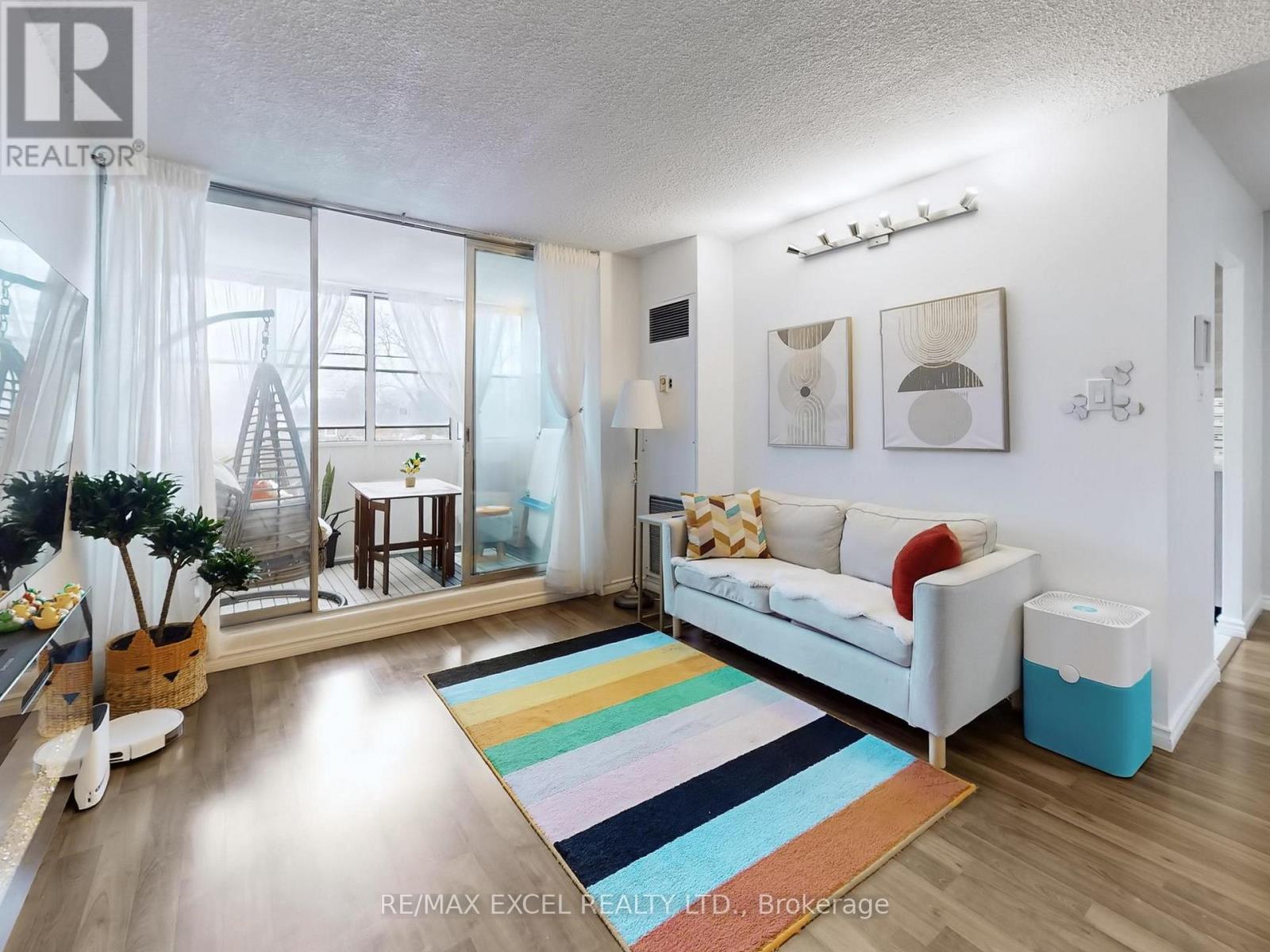 Apartment at 301 - 205 HILDA AVENUE, Toronto (Newtonbrook West)