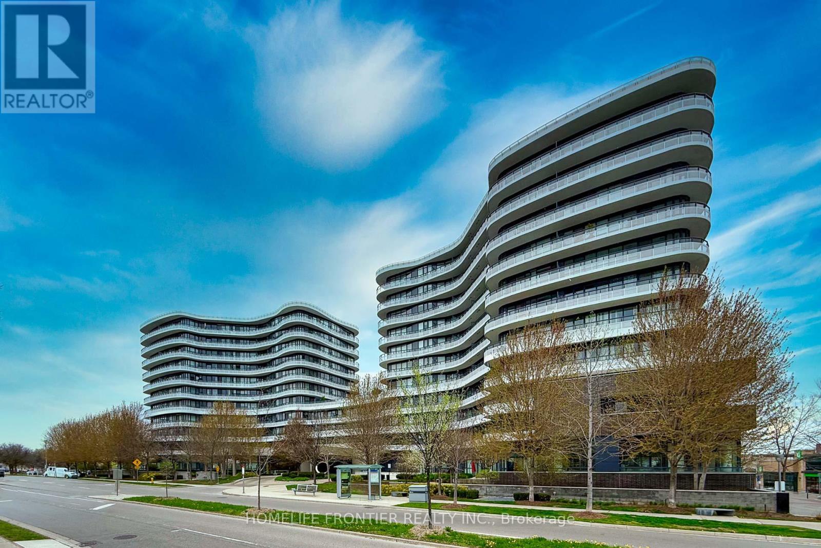 Apartment at 222 - 99 THE DONWAY W, Toronto (Banbury-Don Mills)