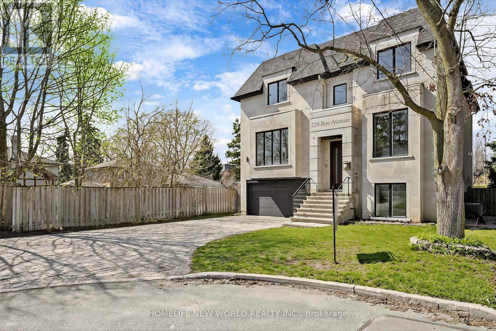 Detached at 220 ROE AVENUE, Toronto (Bedford Park-Nortown)