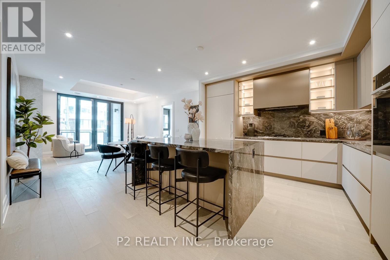 Apartment at 208 - 2 FOREST HILL ROAD, Toronto (Casa Loma)