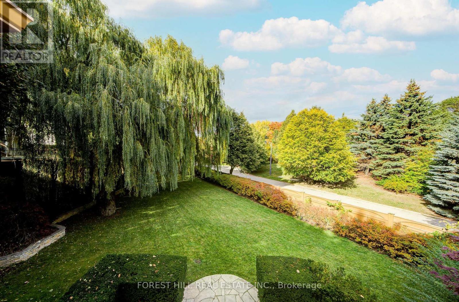 Detached at 7 LEGACY COURT, Toronto