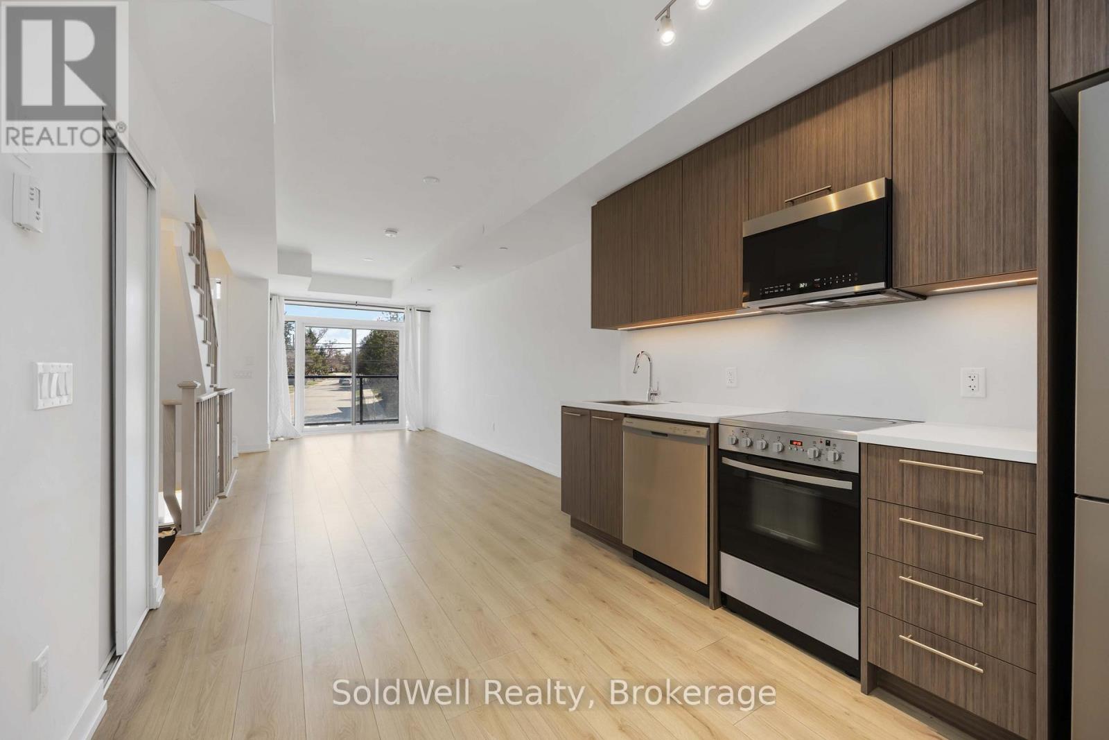 Townhouse at 14 - 266 FINCH AVENUE E, Toronto (Newtonbrook East)