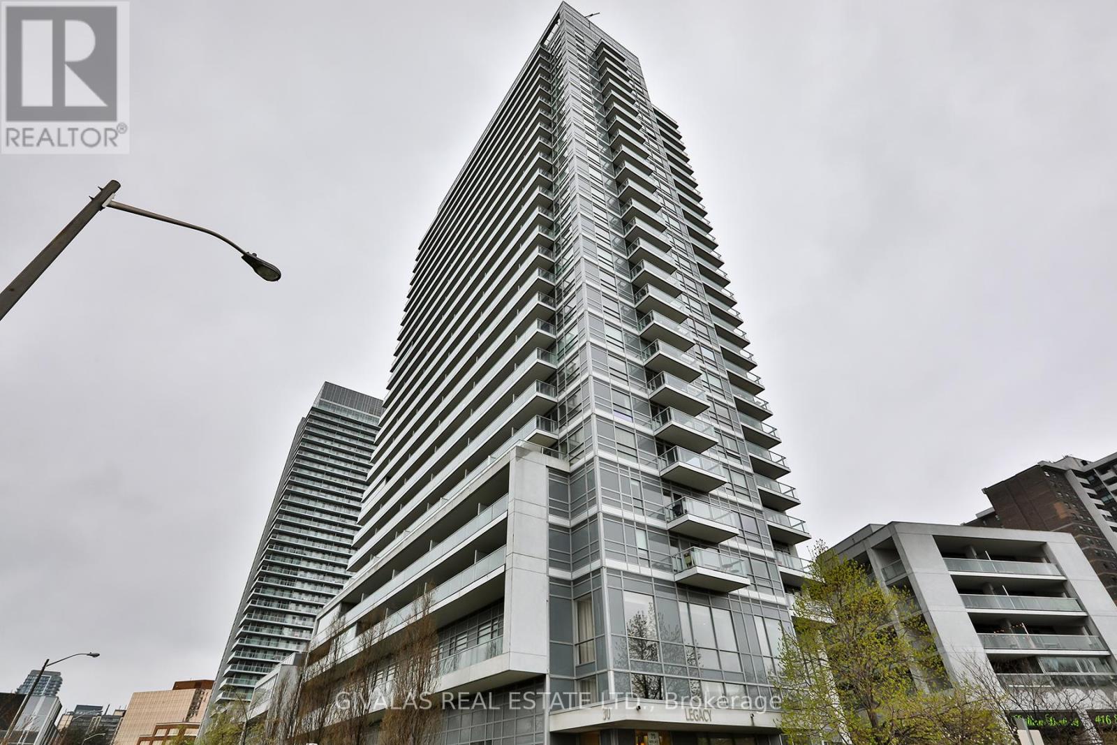 Apartment at 2110 - 30 HERONS HILL WAY, Toronto (Henry Farm)