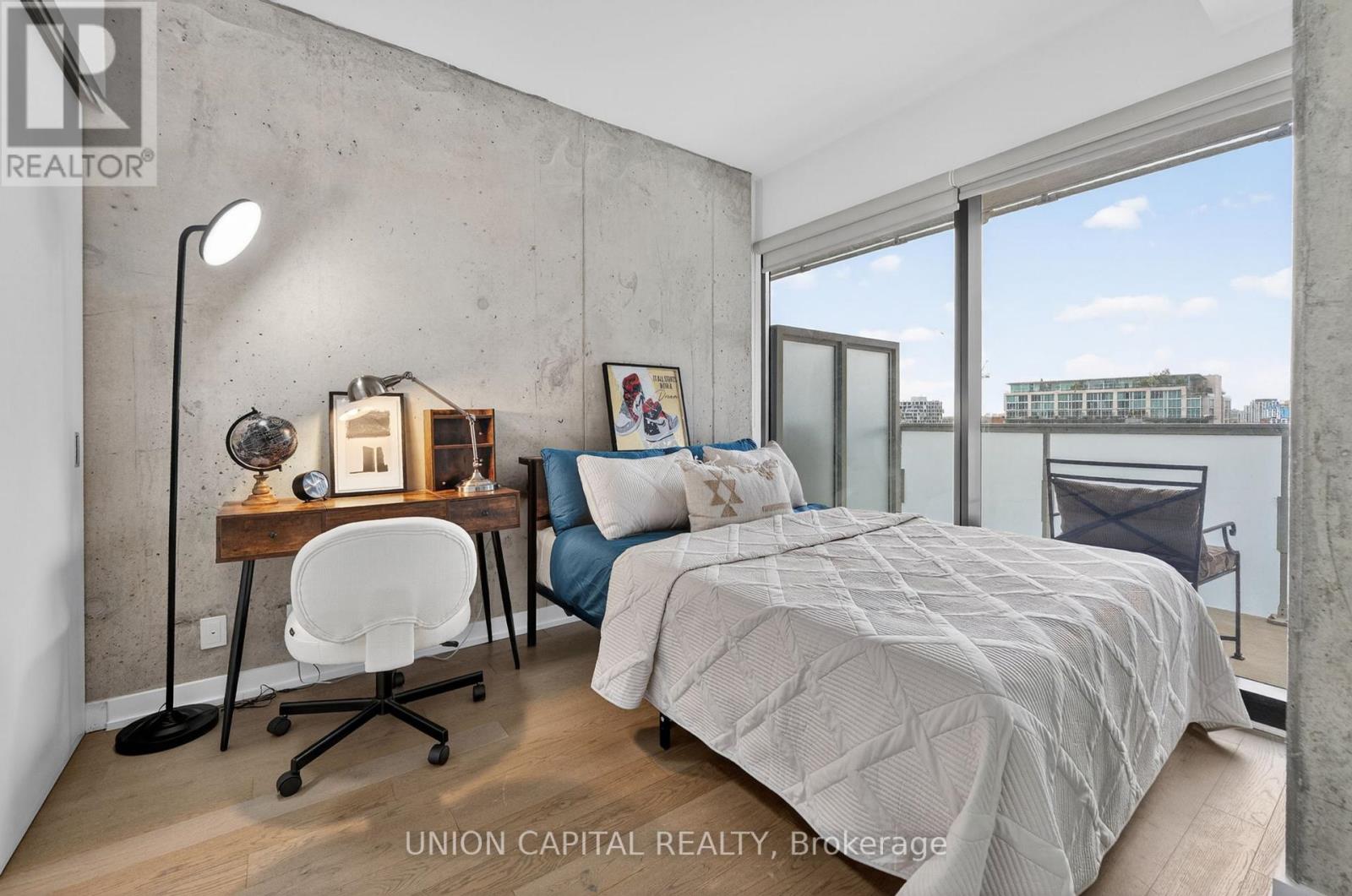 Apartment at 1004 - 11 CHARLOTTE STREET, Toronto