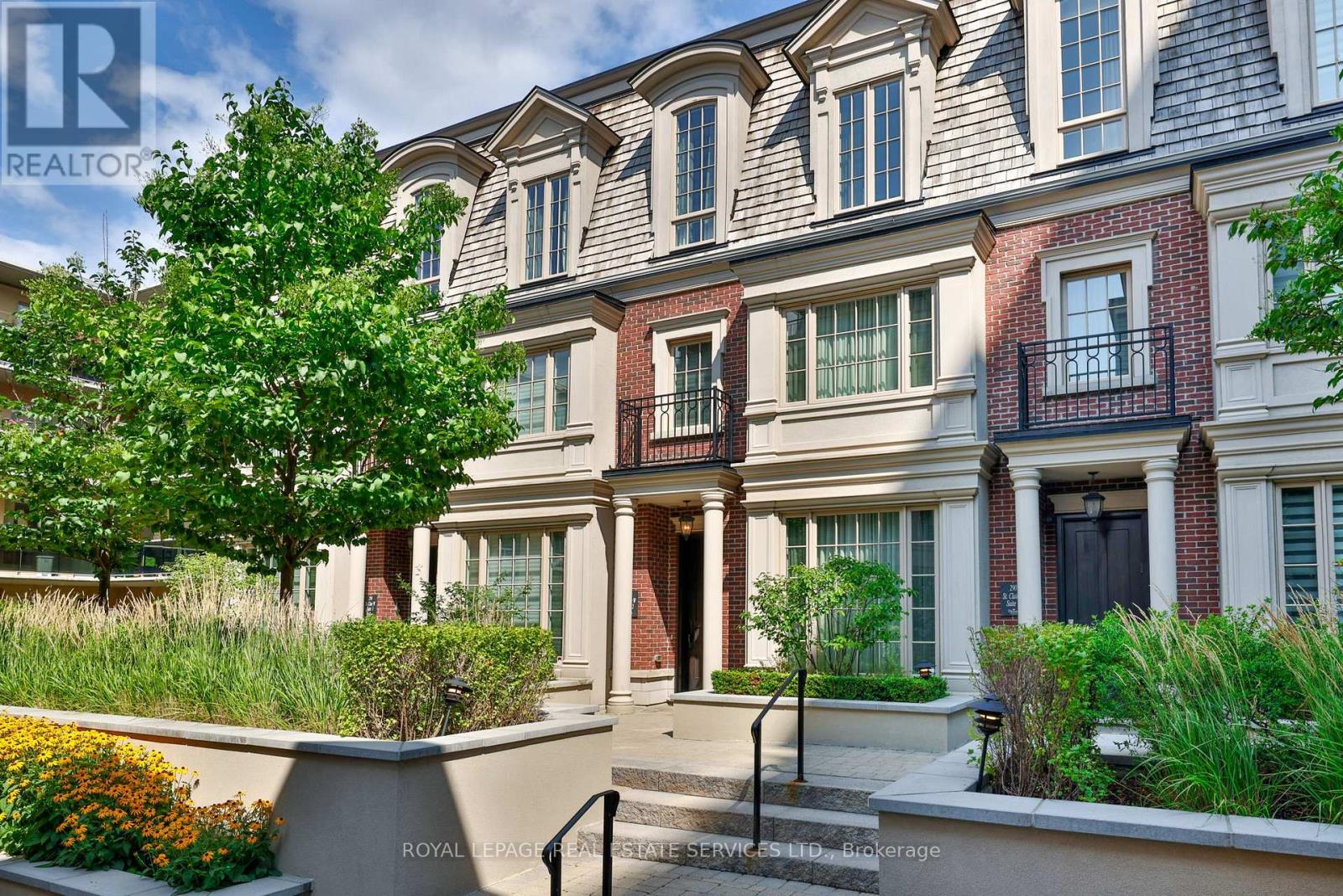Townhouse at TH2 - 290 ST CLAIR AVENUE W, Toronto (Casa Loma)