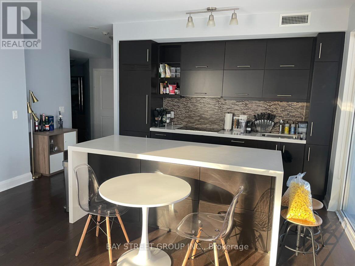 Apartment at 510 - 1080 BAY STREET, Toronto (Bay Street Corridor)