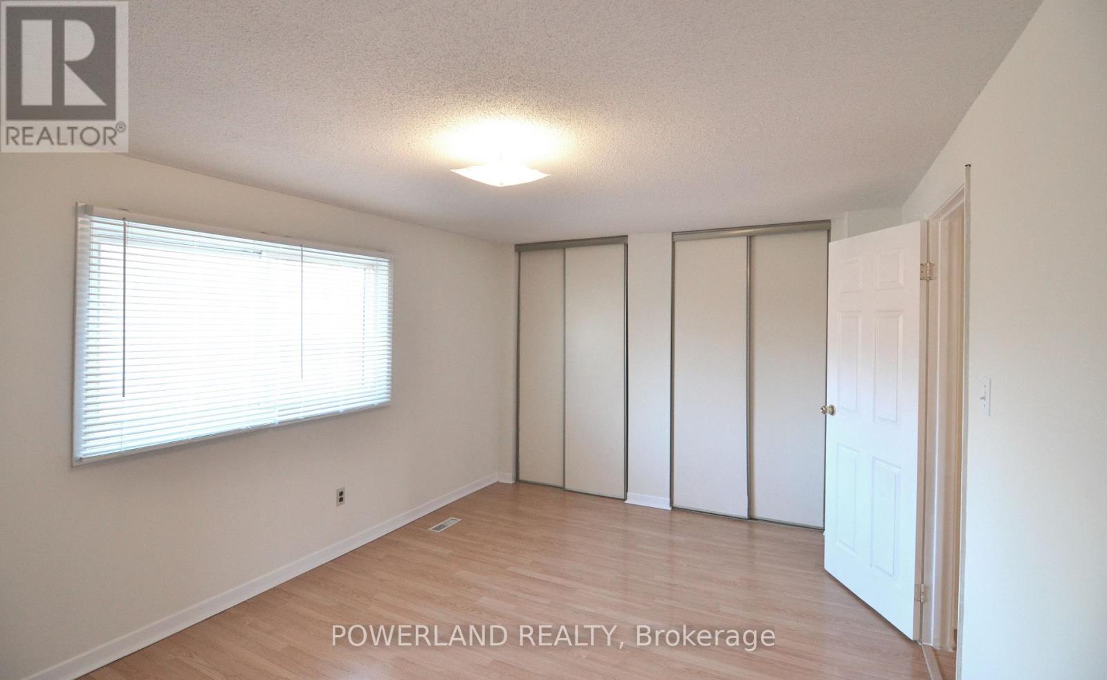 Townhouse at 23 GRASS MEADOWAY WAY, Toronto