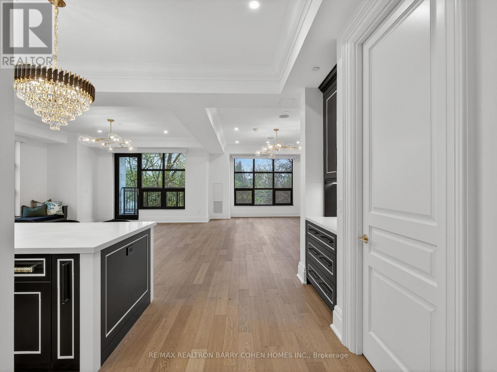 Apartment at 304 - 200 RUSSELL HILL ROAD, Toronto