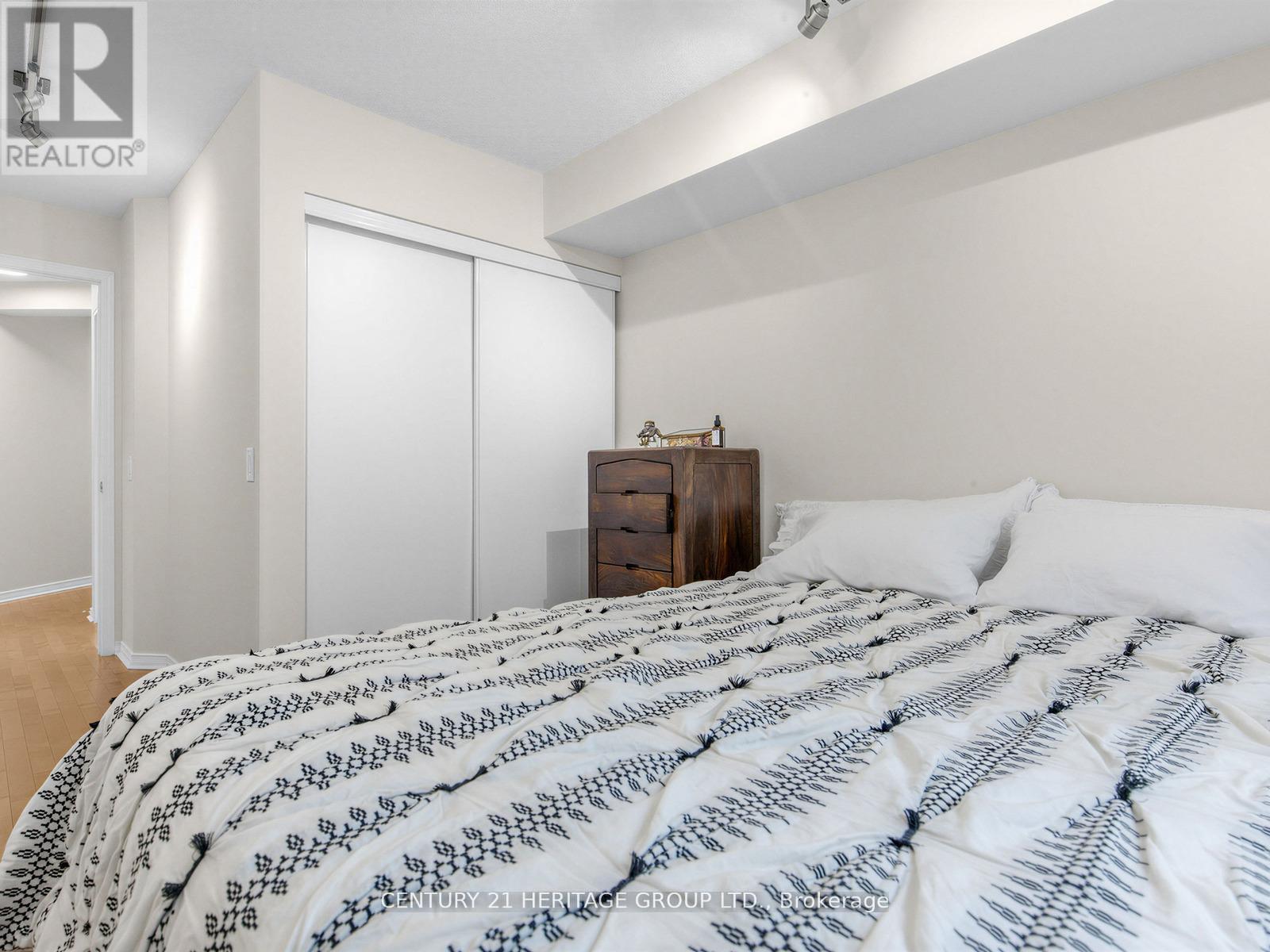 Apartment at 815 - 155 BEECROFT ROAD, Toronto