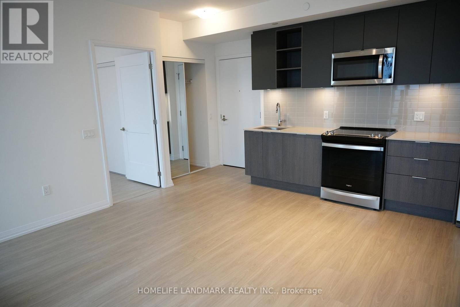 Apartment at 3318 - 50 DUNFIELD AVENUE, Toronto