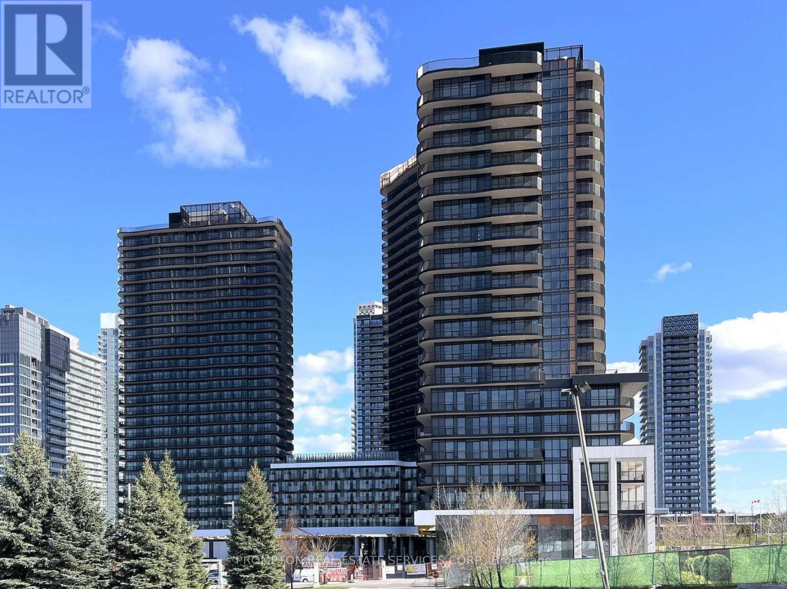 Apartment at 359 - 68 ESTHER SHINER BOULEVARD, Toronto (Bayview Village)