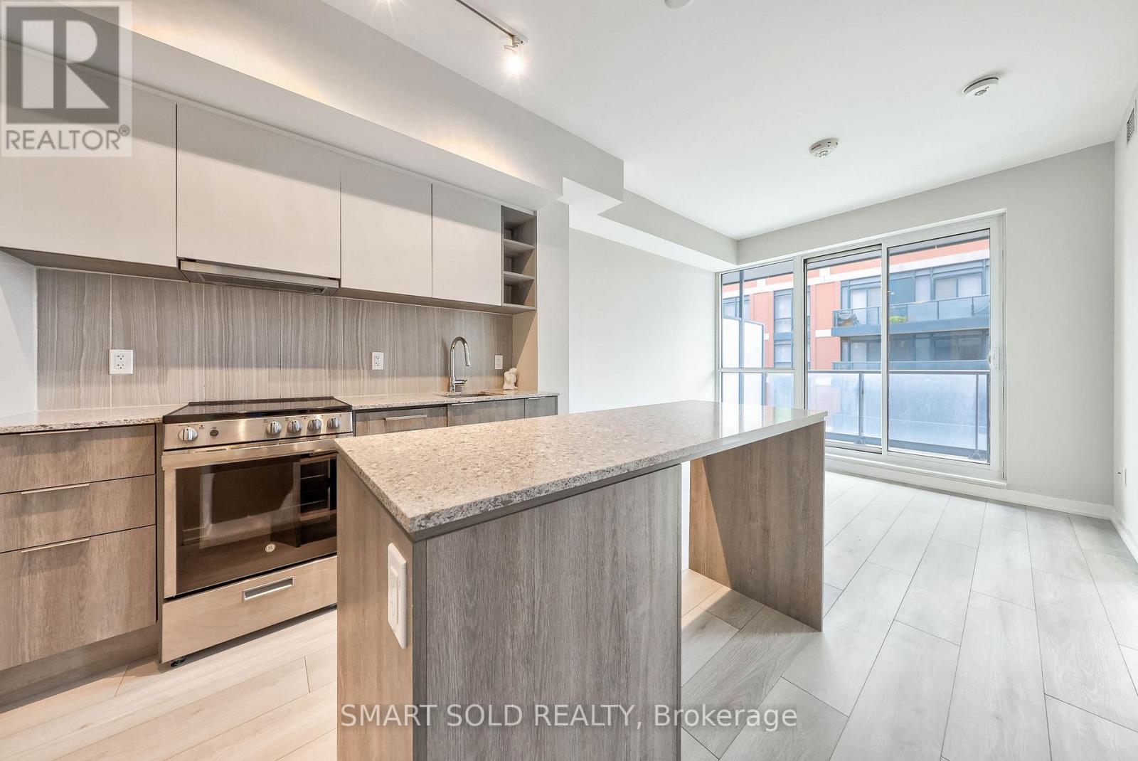 Apartment at 833 - 31 TIPPETT ROAD, Toronto (Clanton Park)